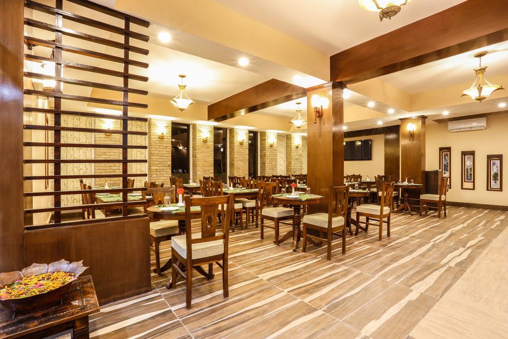 Da Yatra Courtyard Hotel Pokhara Eksteriør billede
