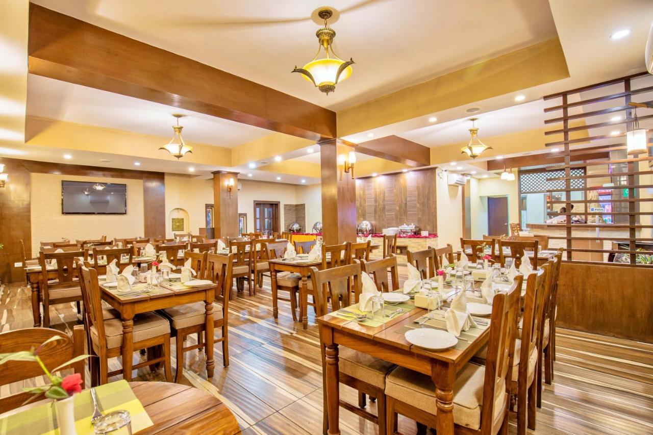 Da Yatra Courtyard Hotel Pokhara Eksteriør billede