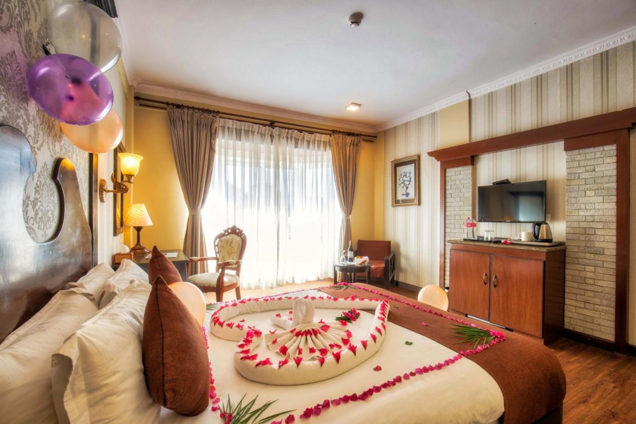 Da Yatra Courtyard Hotel Pokhara Eksteriør billede
