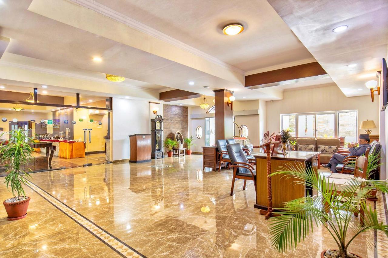 Da Yatra Courtyard Hotel Pokhara Eksteriør billede