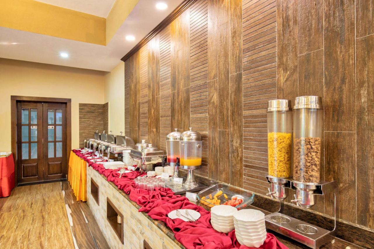 Da Yatra Courtyard Hotel Pokhara Eksteriør billede