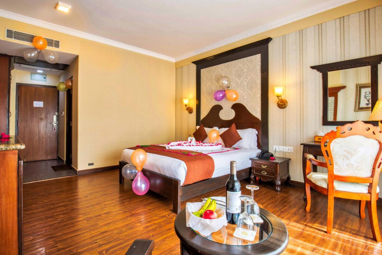 Da Yatra Courtyard Hotel Pokhara Eksteriør billede