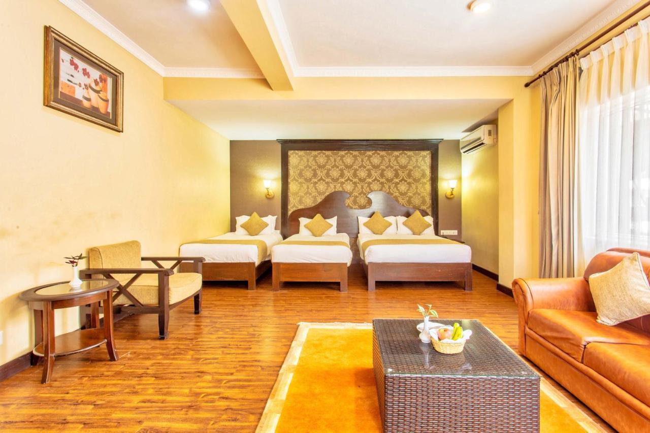 Da Yatra Courtyard Hotel Pokhara Eksteriør billede
